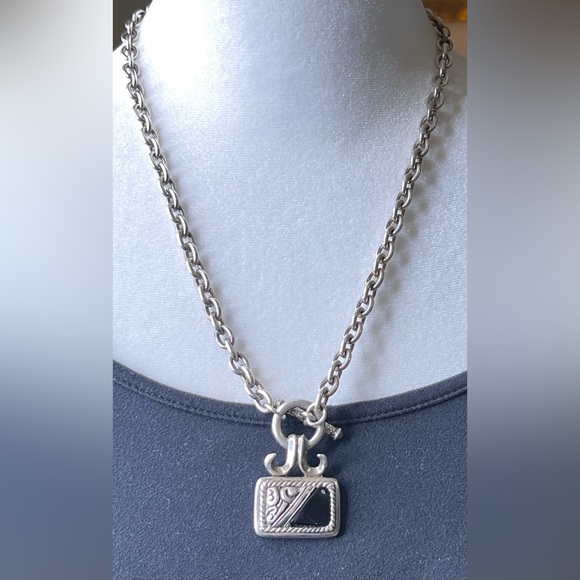 Premier Designs Jewelry - NWOT Premier Designs Necklace Chunky Chain Balinese Style Pendent Black Stone